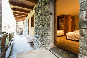 Appartement, 1 chambre, coin cuisine | Vue de la chambre