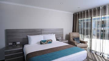1 bedroom, in-room safe, desk, laptop workspace