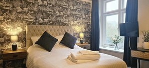 Doppelzimmer, mit Bad (River View) | 1 Schlafzimmer