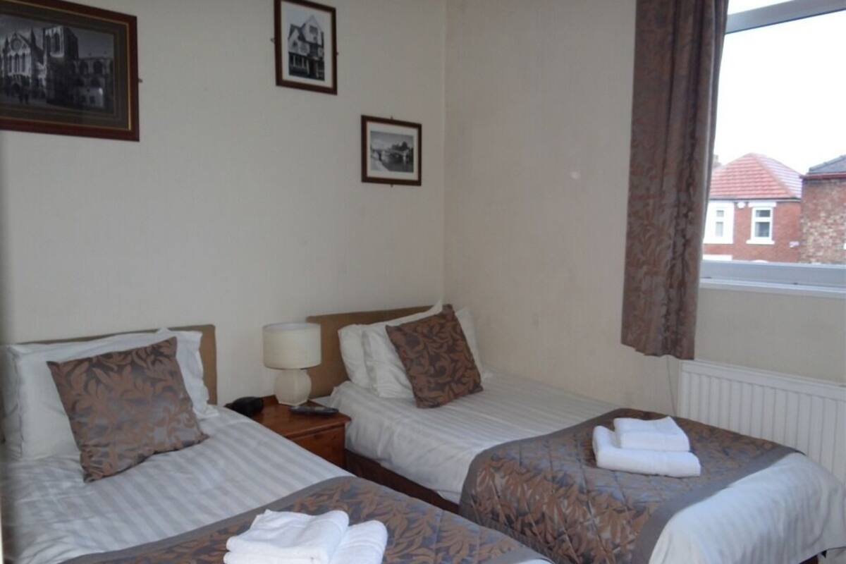 Twin Room, Ensuite
