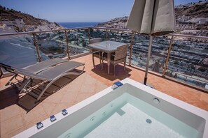 View from room - Servatur Casablanca Suites & Spa - Adults Only (Mogan)