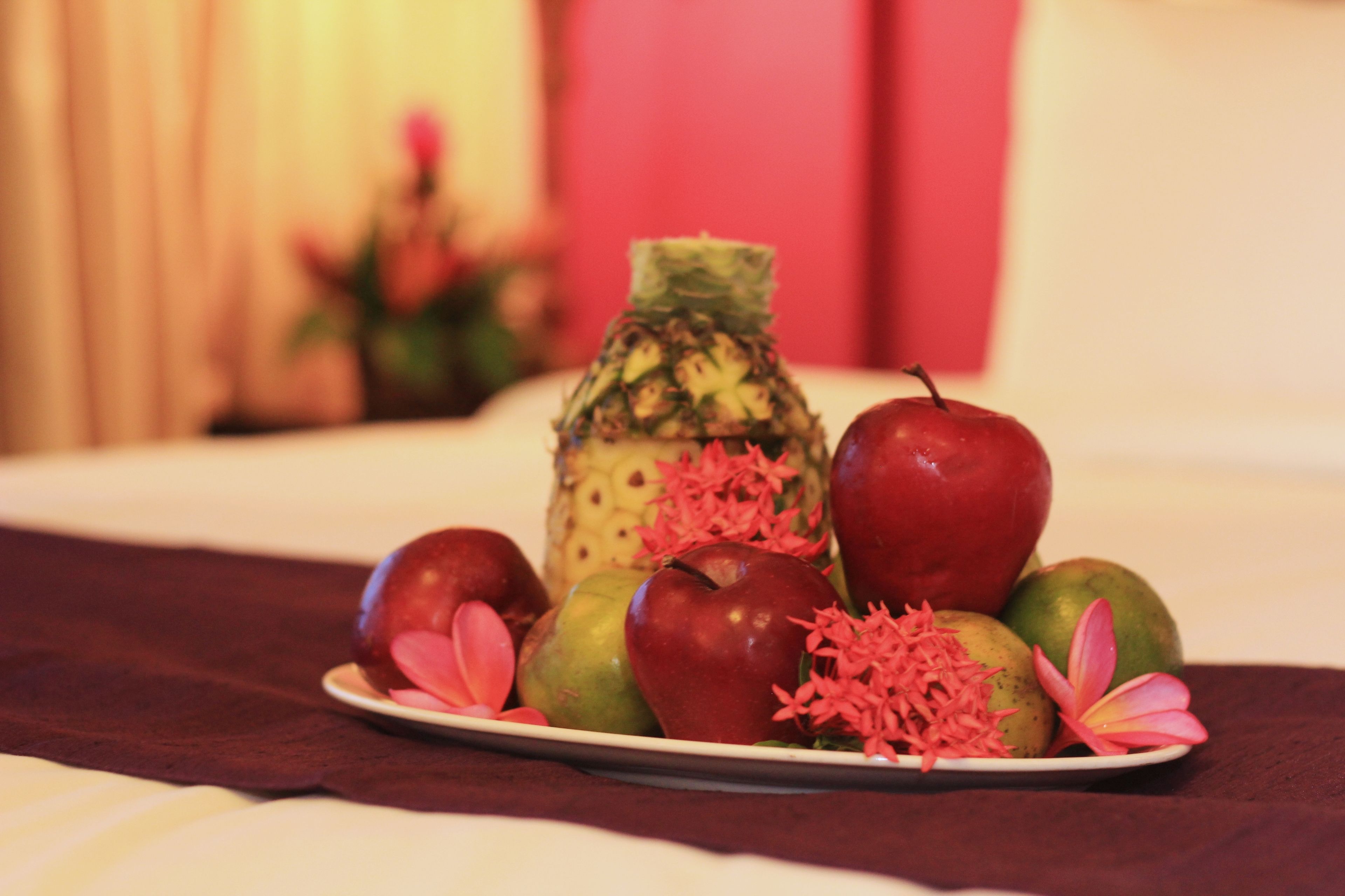 superior room, 2 single beds, garden view | minibar, in-room safe, desk, soundproofing