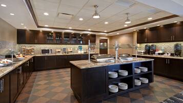 Free daily buffet breakfast