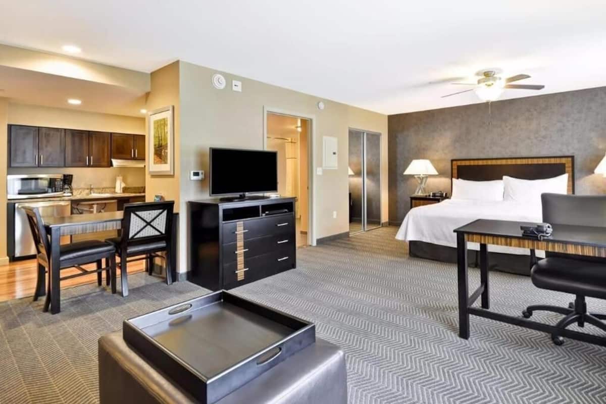 In-room safe, free cots/infant beds, free WiFi, bed sheets