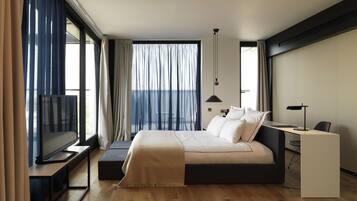 Egyptian cotton sheets, memory foam beds, minibar, in-room safe