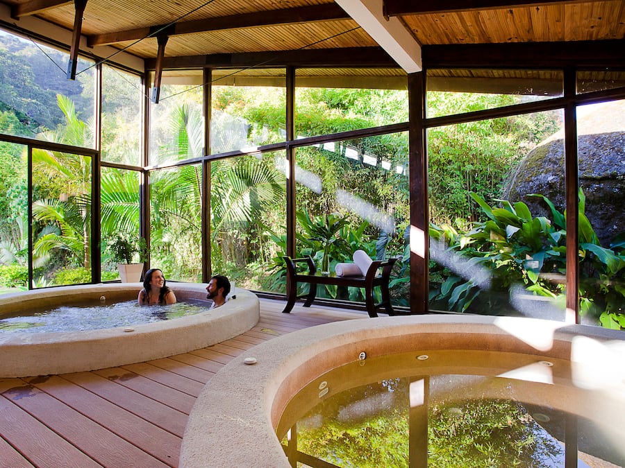 Couples treatment room(s), sauna, hot tub, steam room, body treatments