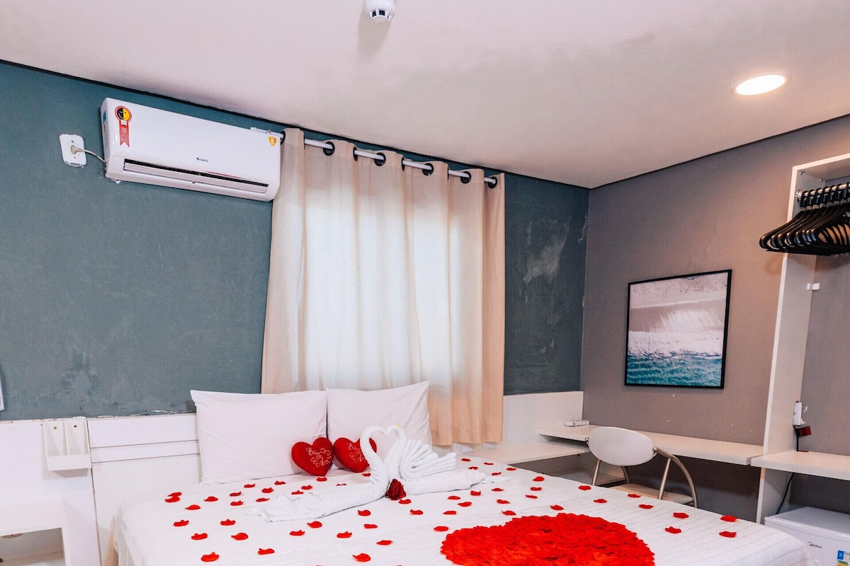 1 bedroom, minibar, individually decorated, desk