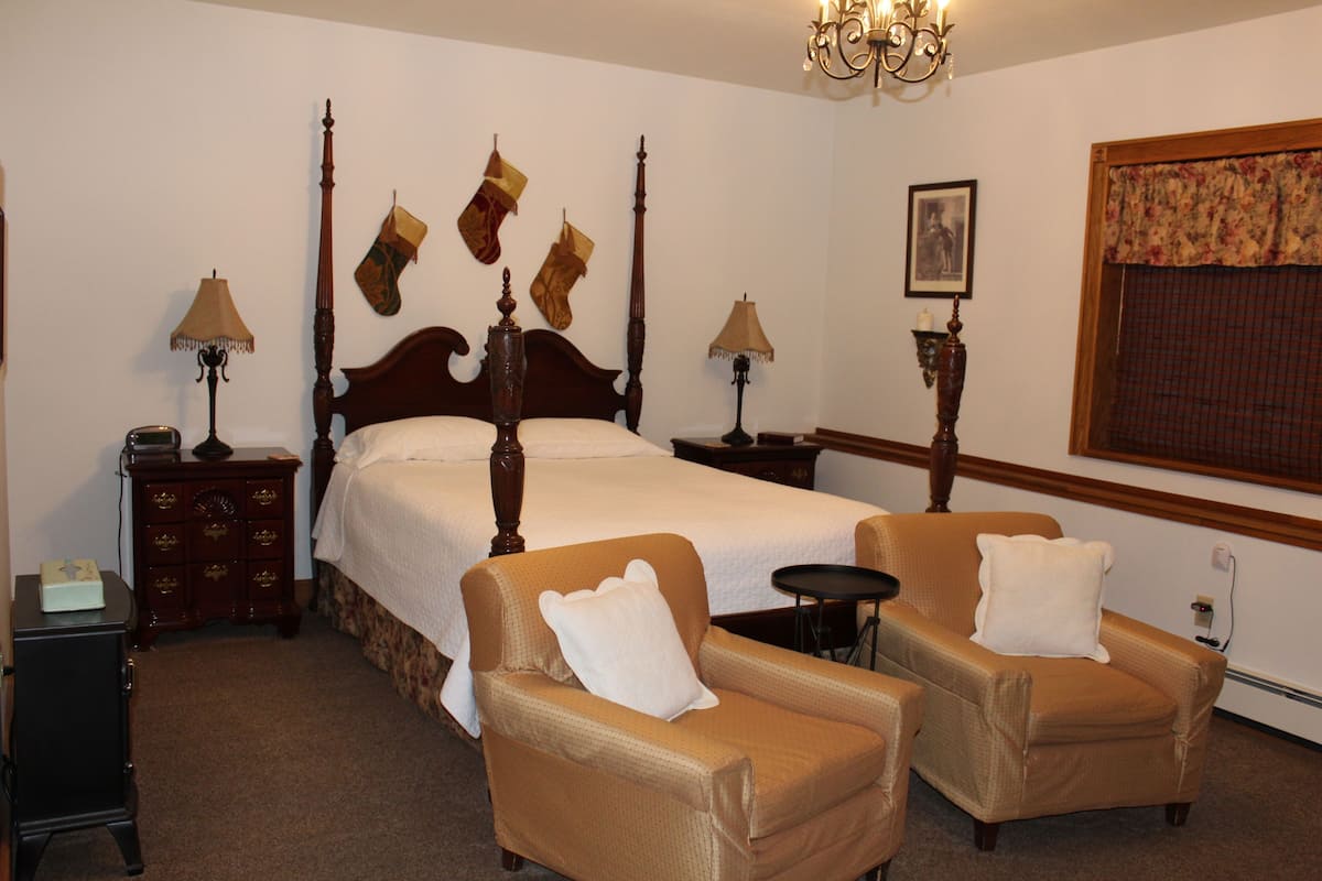 Egyptian cotton sheets, premium bedding, pillow-top beds