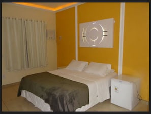 Langsir/tirai gelap terus, Wi-fi percuma, cadar katil