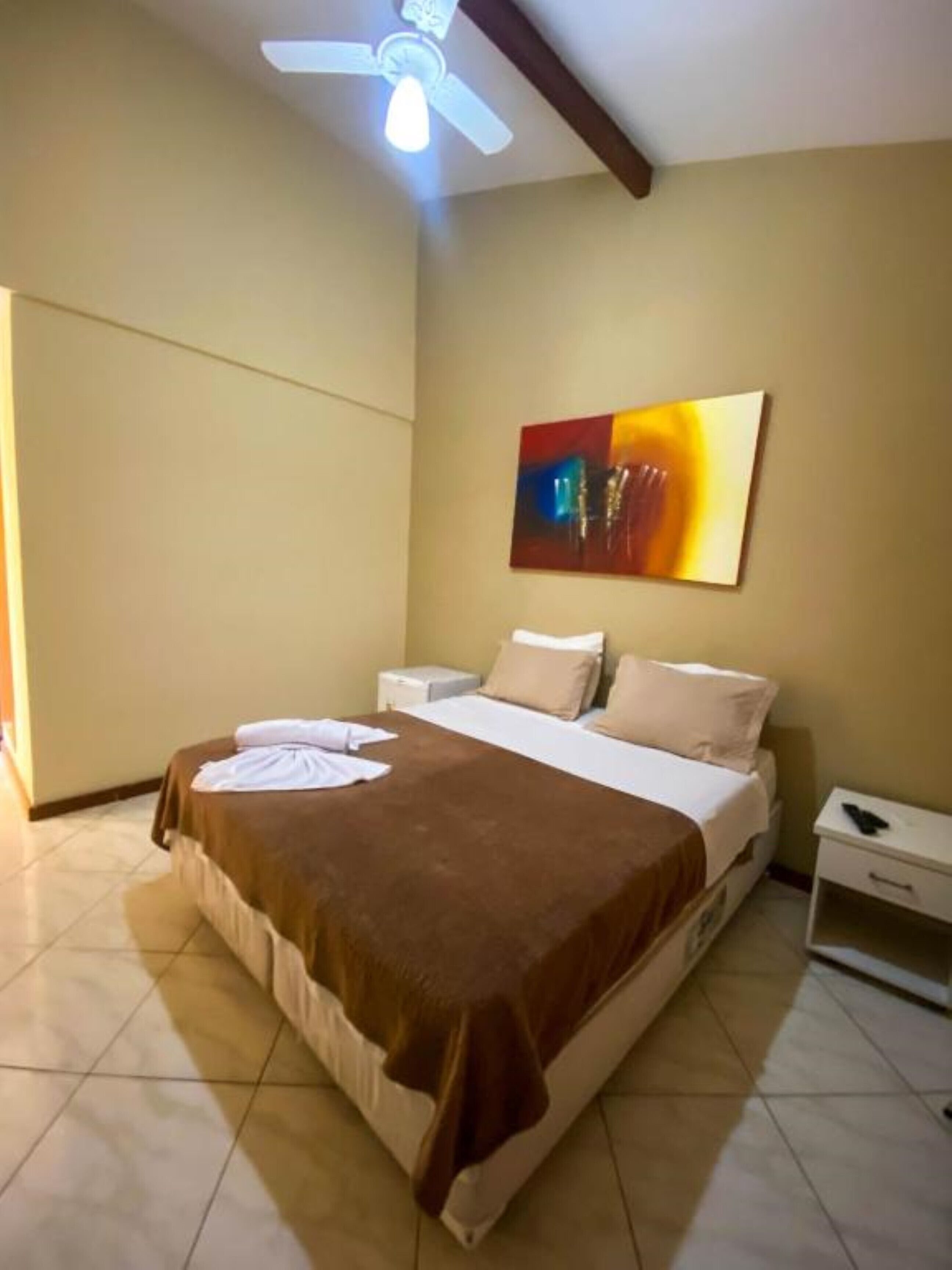 Dobbeltrom – standard | Blendingsgardiner, wi-fi (inkludert) og sengetøy