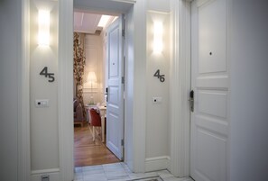 Chi tiết nội thất