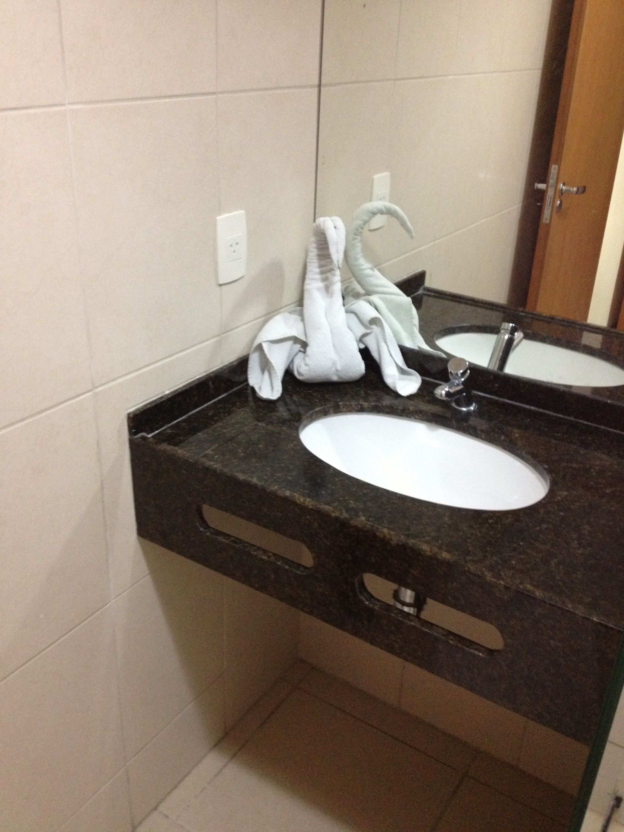 shower, free toiletries, towels