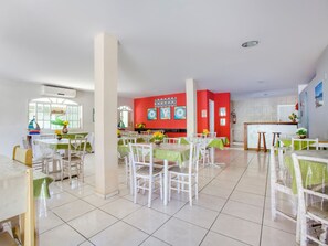 Dining - Pousada Recanto Shangri-la (Cabo Frio)