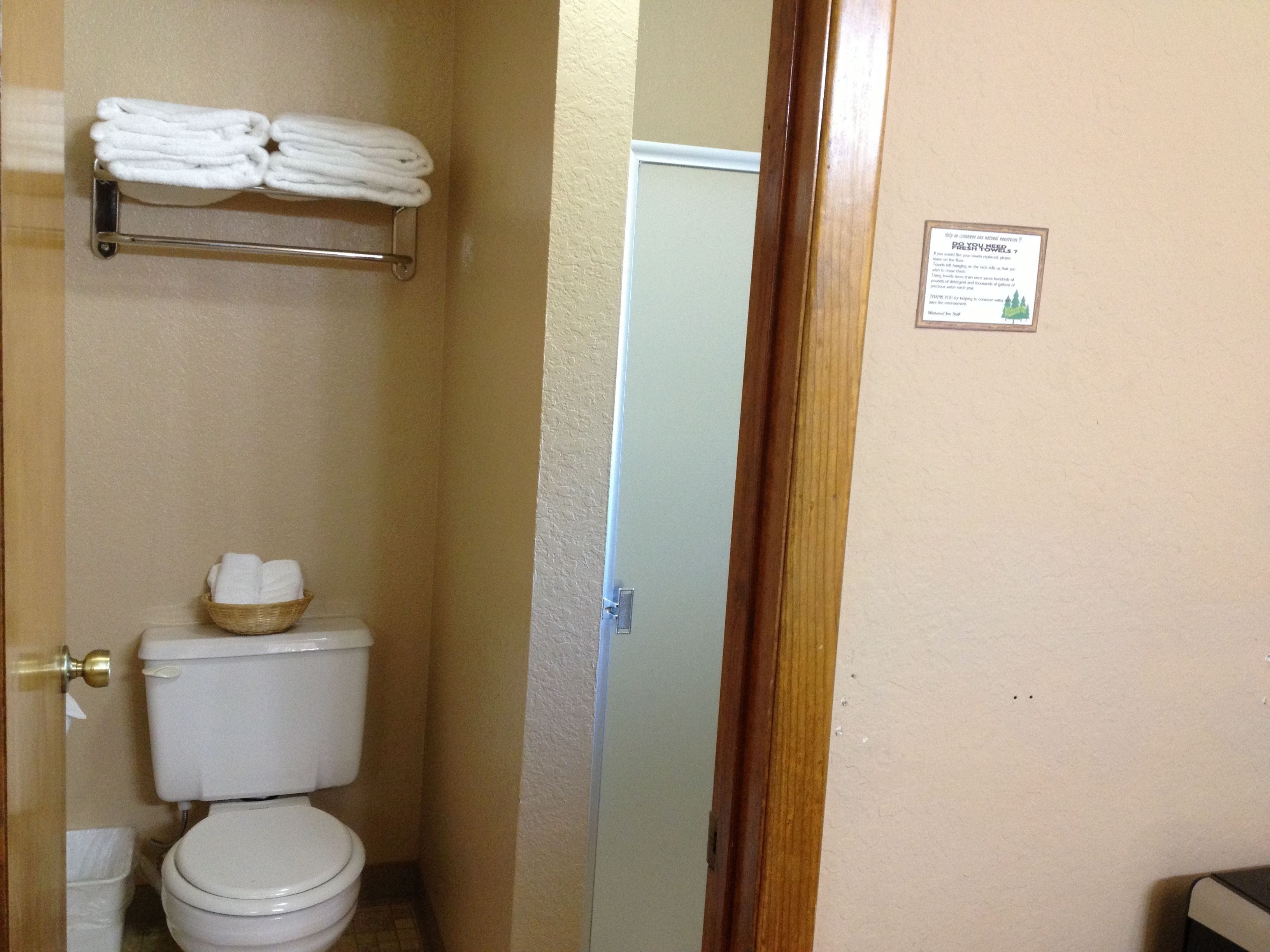 shower, free toiletries, towels