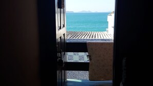 Room, Sea View | Minibar, WiFi (free), bed sheets - Pousada Lymar (Arraial do Cabo)