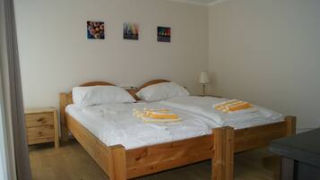 Apartment, 2 Schlafzimmer (Reinigungsgebühr €70) | Allergikerbettwaren, Zimmersafe, Schreibtisch, kostenloses WLAN