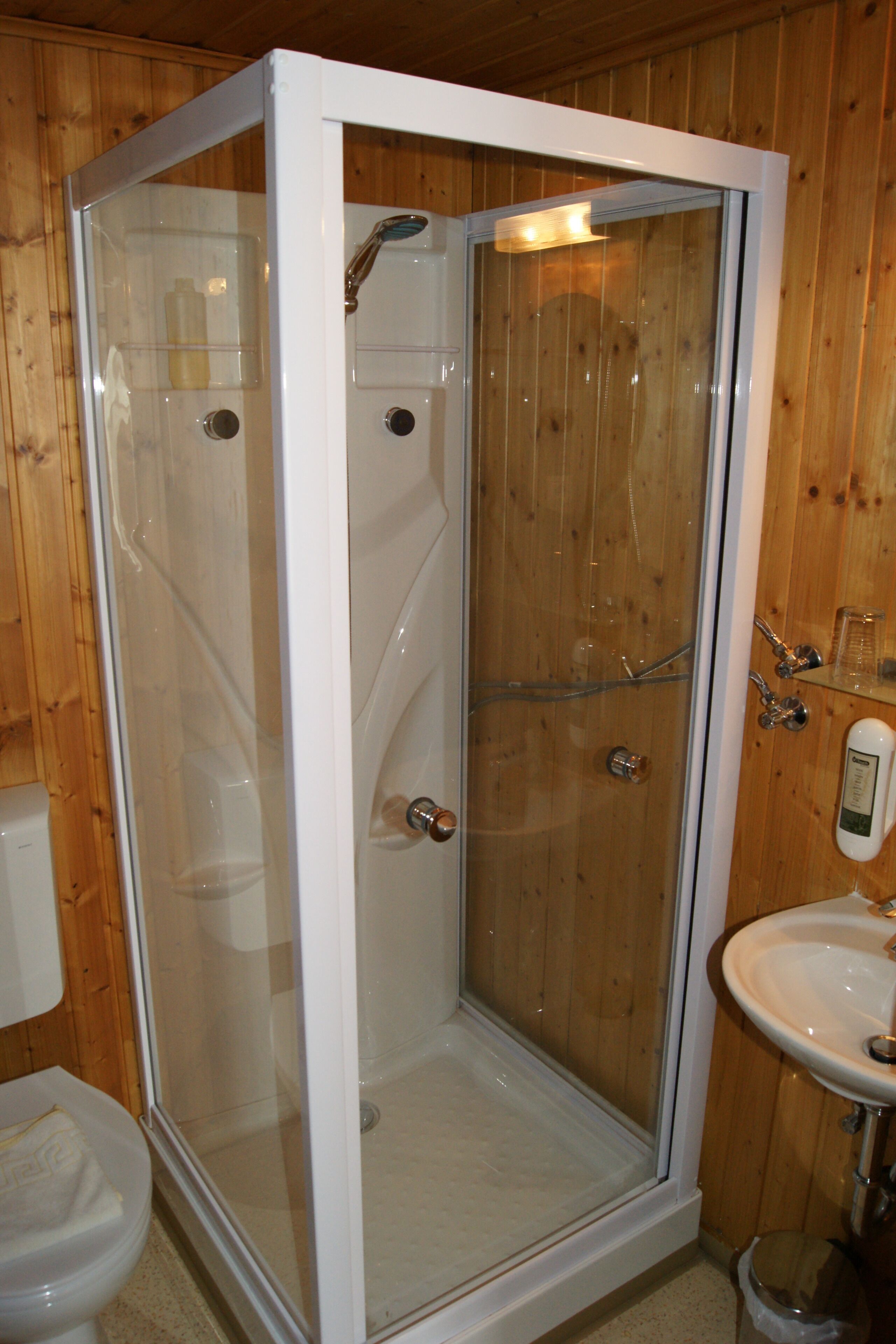 double room, mountain view | bathroom | free toiletries, hair dryer, bathrobes, towels