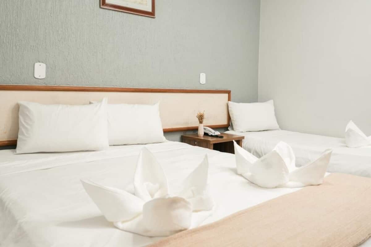 1 chambre, minibar, coffres-forts dans les chambres, rideaux occultants
