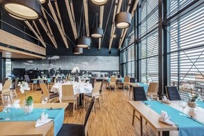 Restaurant - Regatta Hotel Restauracja Spa (Poznan)