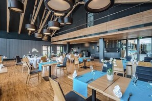 International cuisine - Regatta Hotel Restauracja Spa (Poznan)