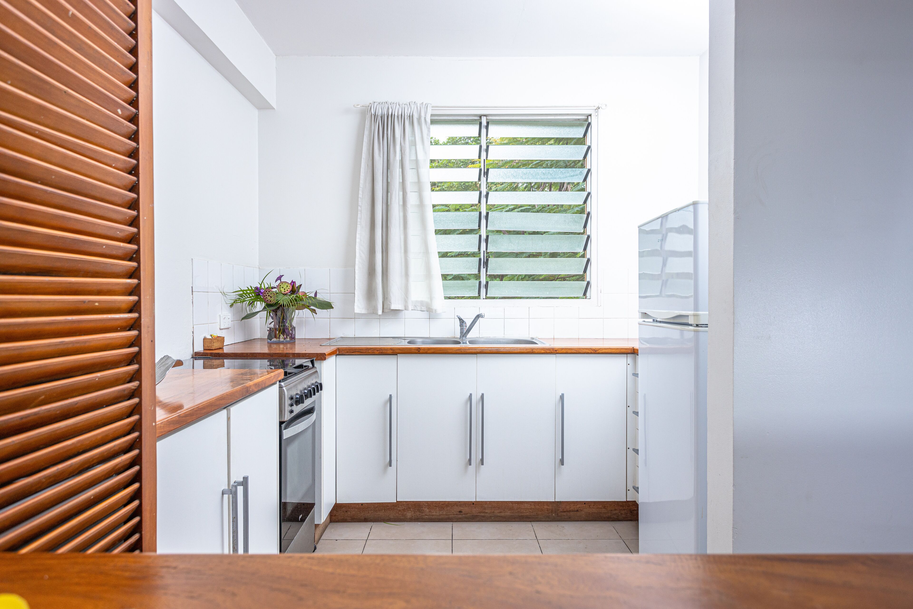 2 bedroom deluxe ocean view | private kitchen | fridge, microwave, stovetop, coffee/tea maker