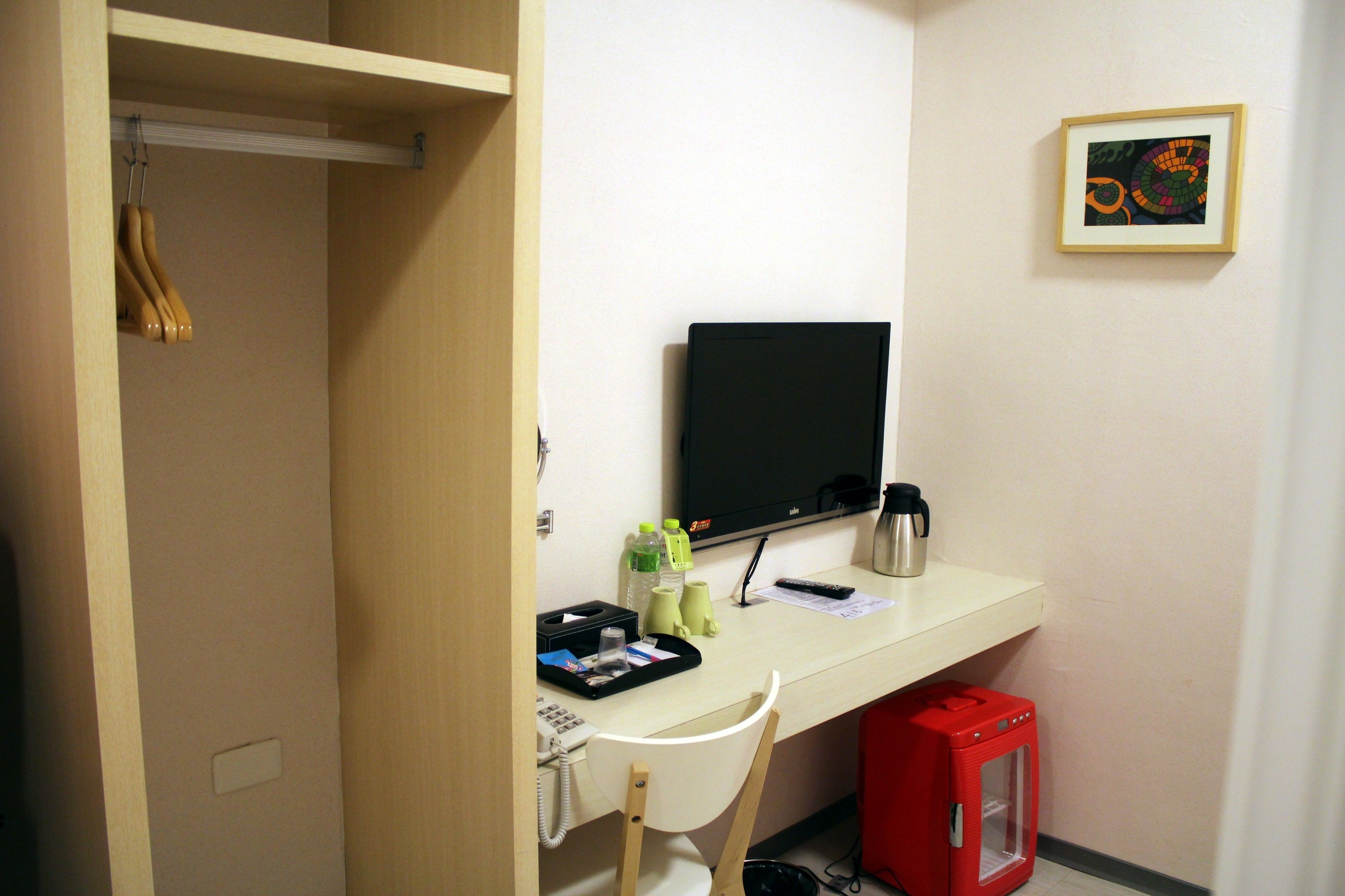 standard room, no windows (無早餐) | room amenity