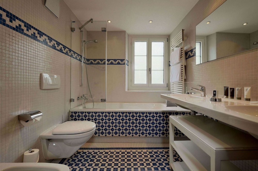 Monte Rosa Hotel by null