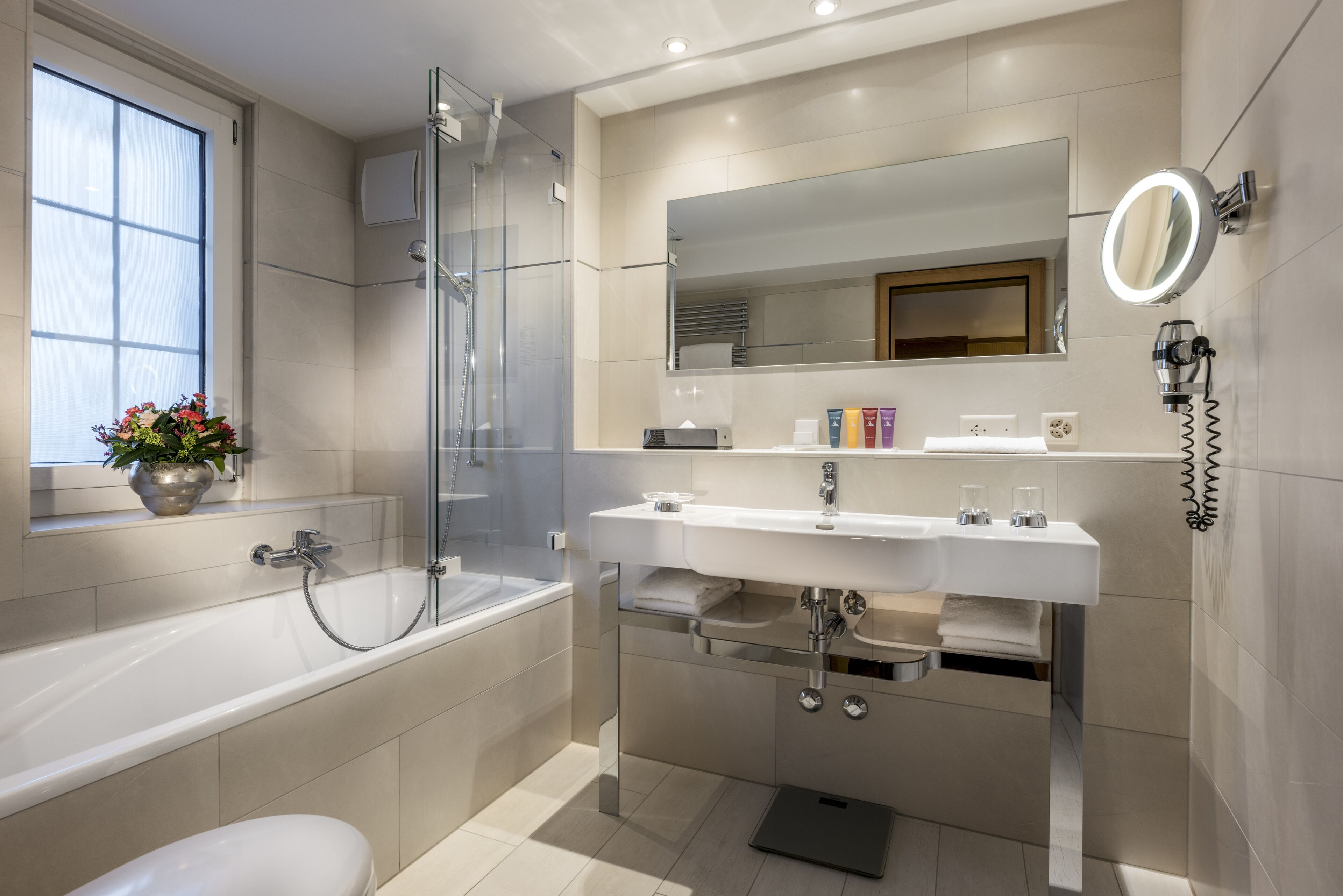 alpenrose double room | bathroom | combined shower/bathtub, deep-soaking bathtub, designer toiletries