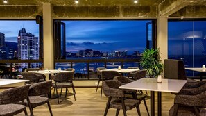 Dining - Hotel Malaysia (George Town)