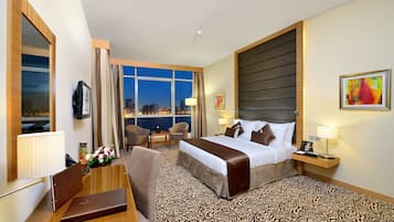 Premium-huone, 1 suuri parisänky, näköala laguunille | 1 makuuhuone, allergiatestatut vuodevaatteet, minibaari