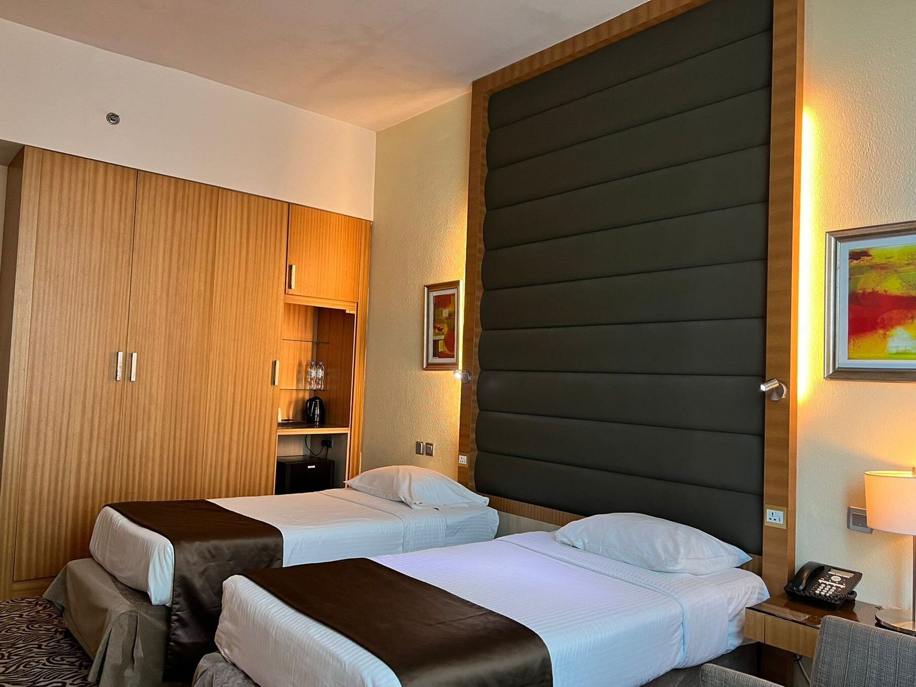 숙박 시설에서 보는 시내 전망