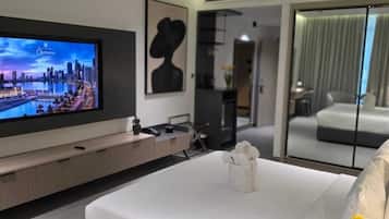 Premium Room, 1 King Bed