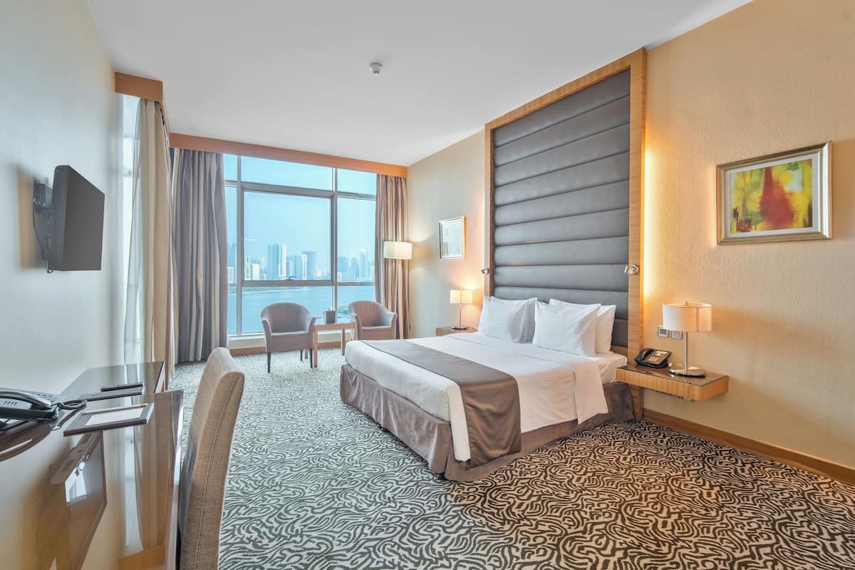 Hypo-allergenic bedding, minibar, in-room safe, individually decorated