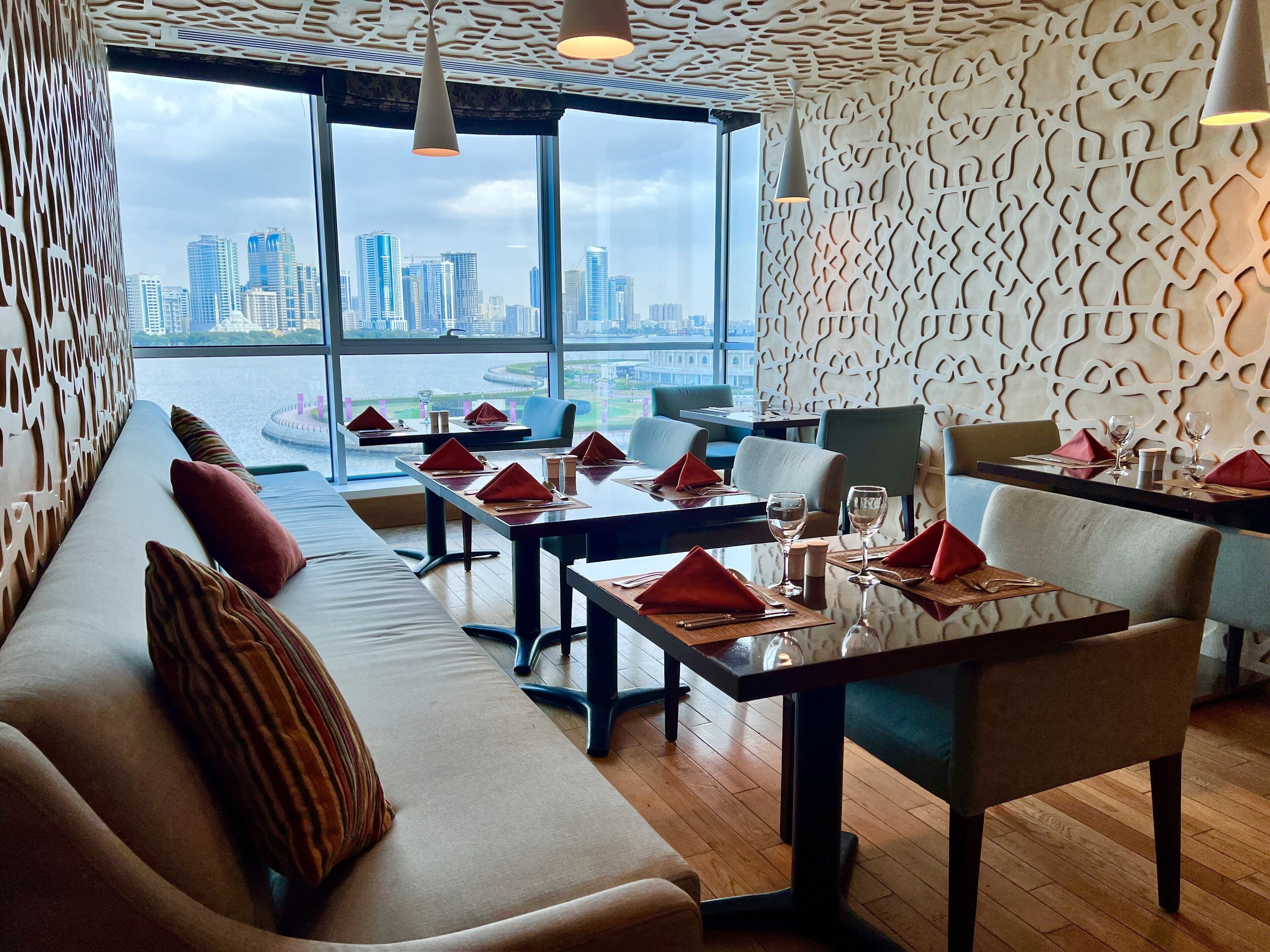 3 restaurants, breakfast, lunch, dinner served; international cuisine