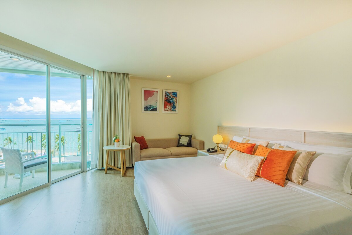 Quarto casal luxo, vista para o oceano | Frigobar (abastecido com alguns itens grátis), cofres nos quartos