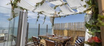 Pattaya Sea View Hotel