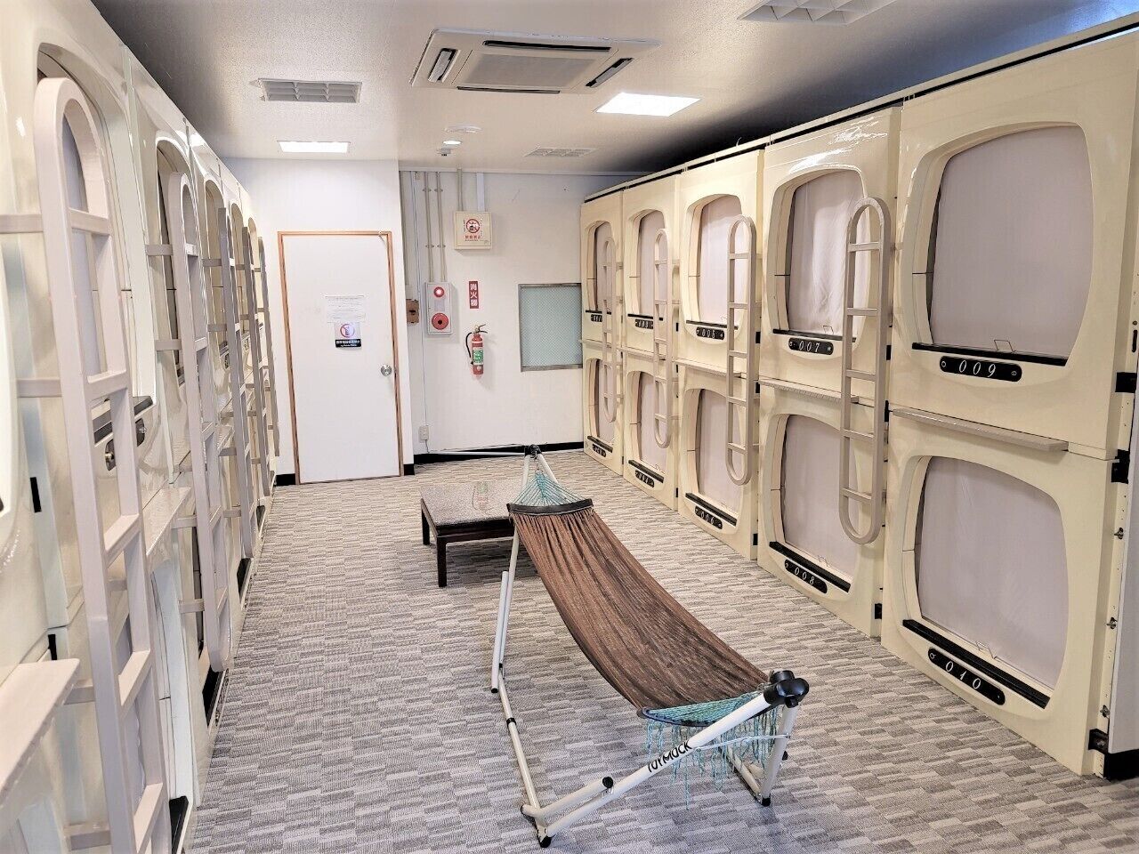 room, 1 single bed, non smoking, shared bathroom | free wifi, bed sheets