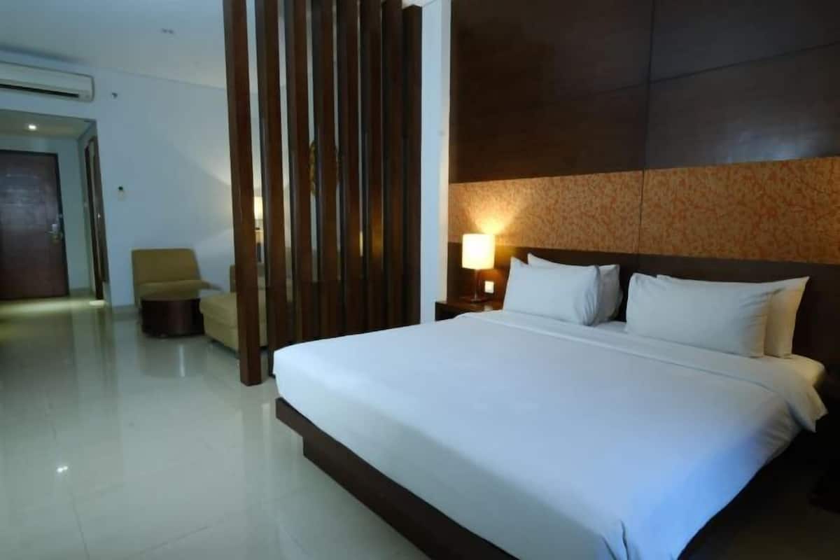 Caja de seguridad en la habitación, escritorio y wifi gratis