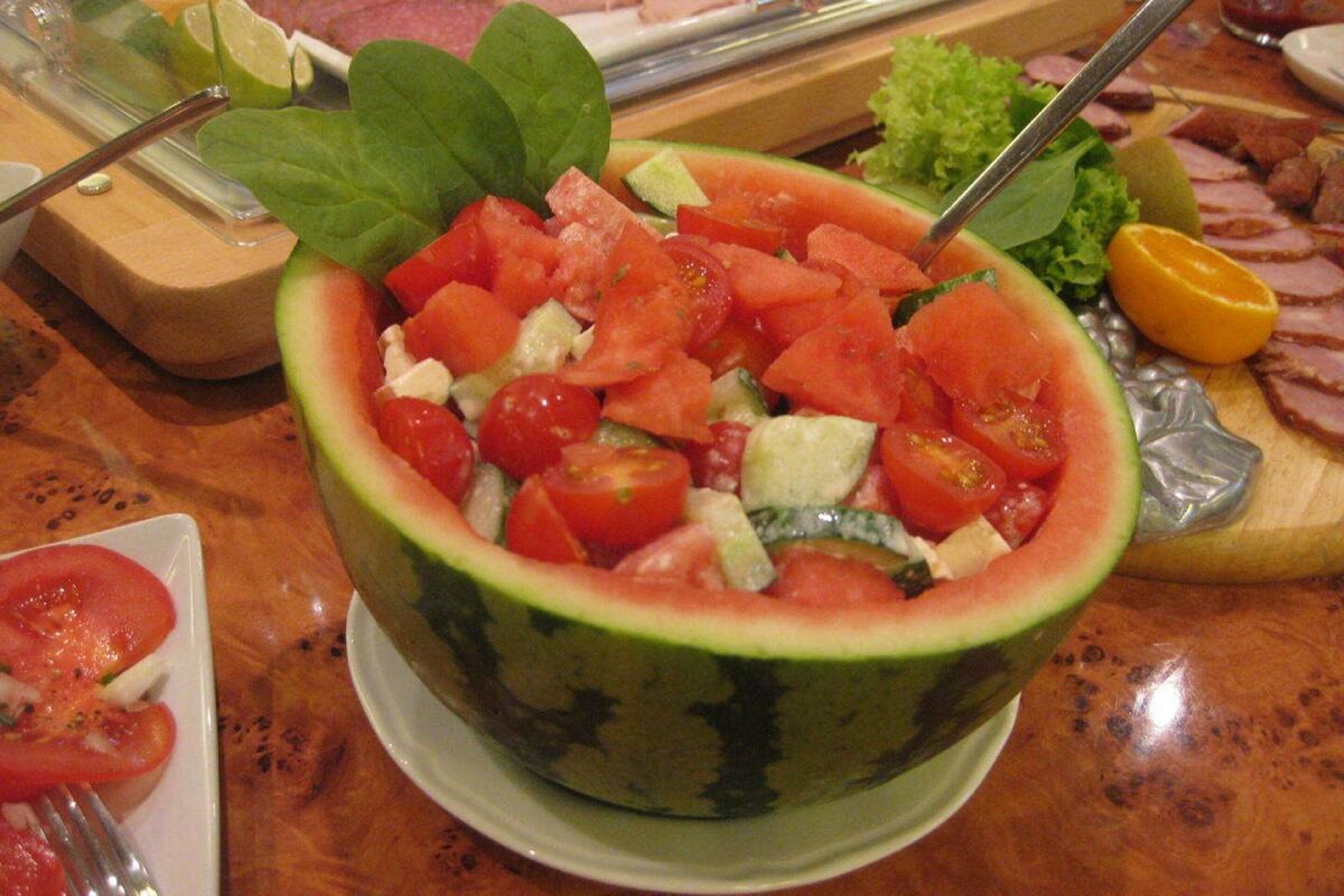 daily cooked-to-order breakfast (pln 59 per person)