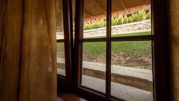 Chambre Ăconomique Double ou avec lits jumeaux | Vue de la chambre