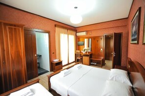 Minibar, lits bébé