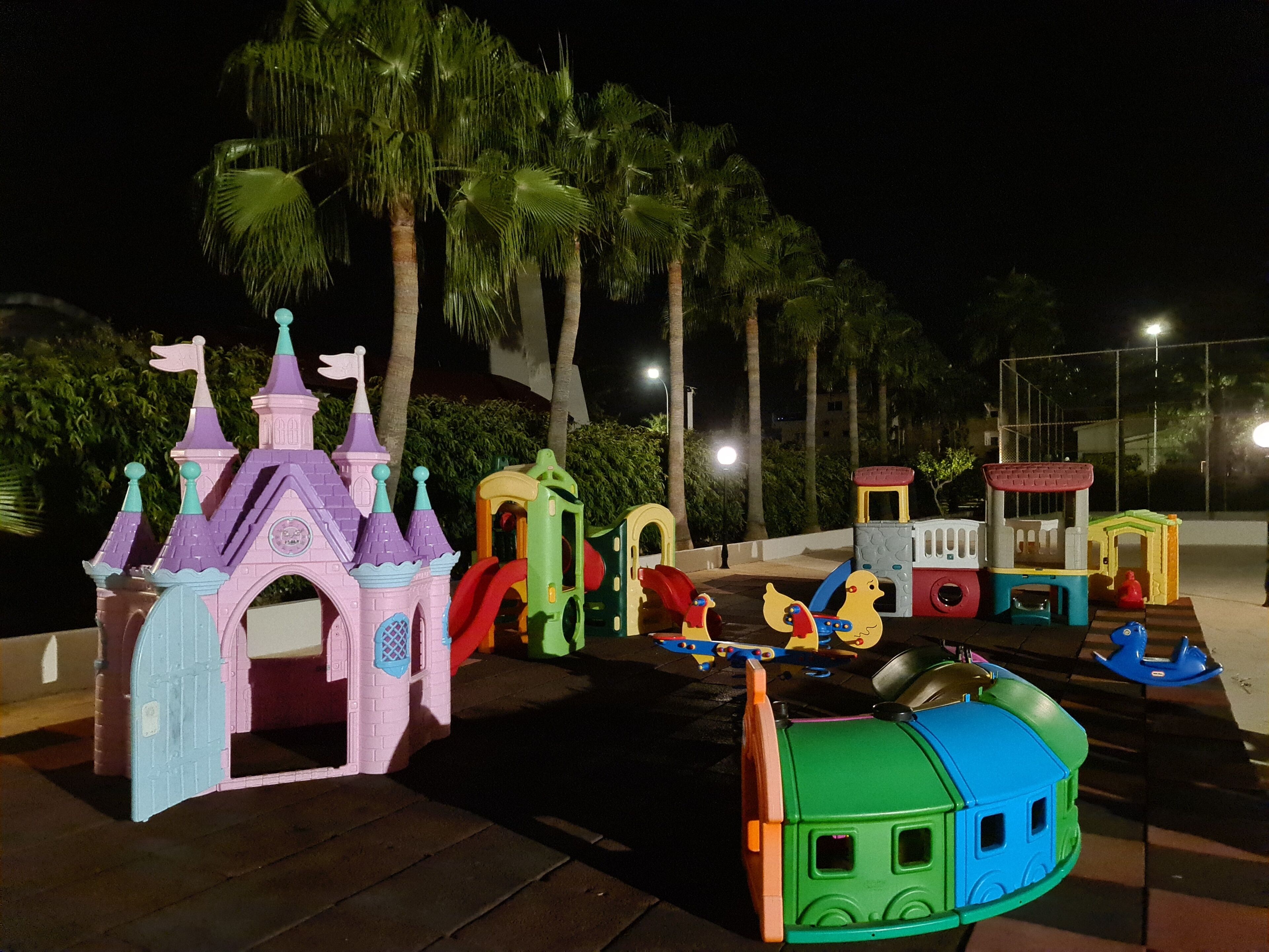 children’s play area – outdoor