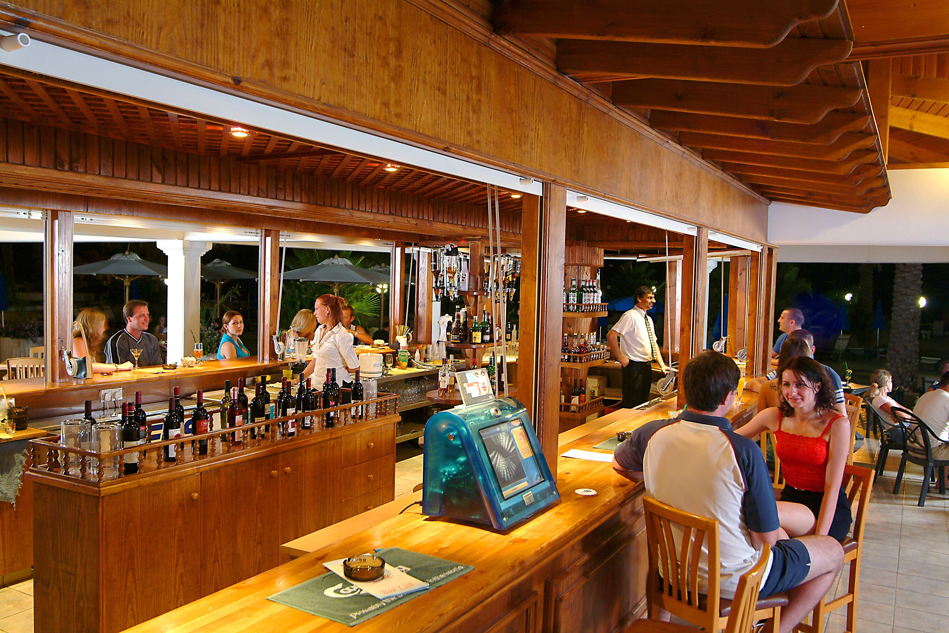 Foto - Nissiana Hotel & Bungalows