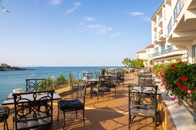 Hotel Antea Sozopol – By The Sea
