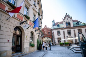 Esterni