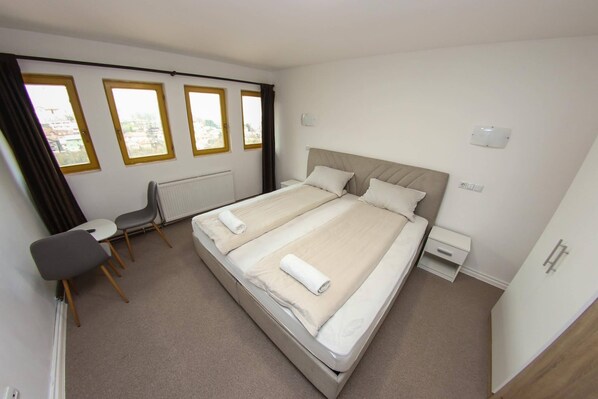 Chambre de base double | Accès au Wi-Fi (inclus)
