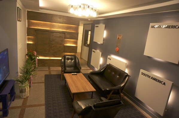 로비 좌석 공간