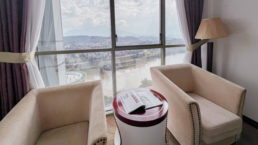 Sapaly Lao Cai City Hotel