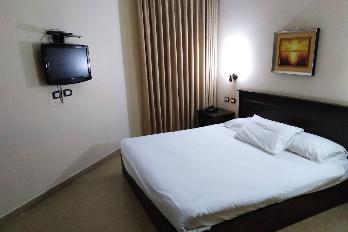 Minibar, in-room safe, desk, soundproofing