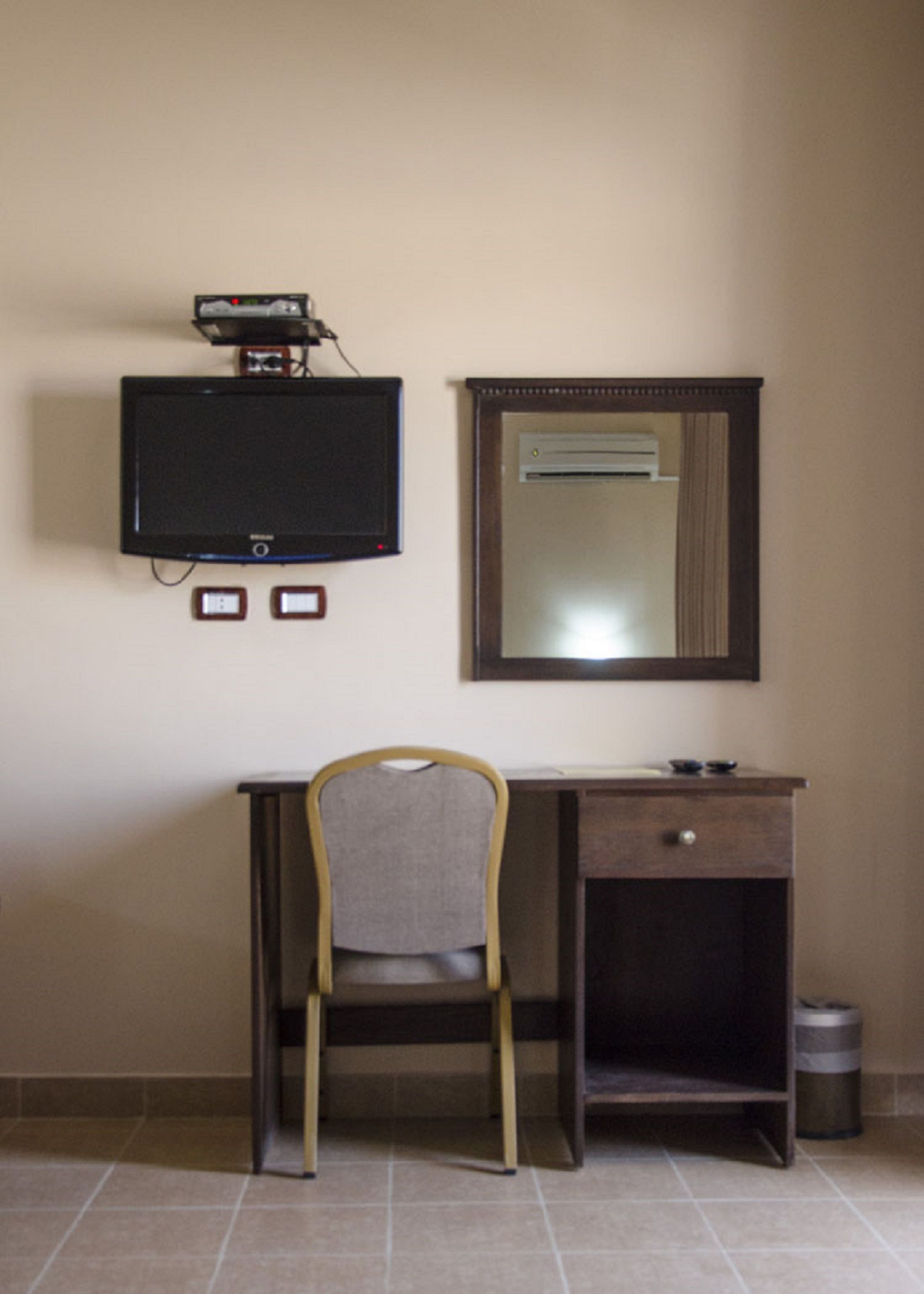 Room amenity